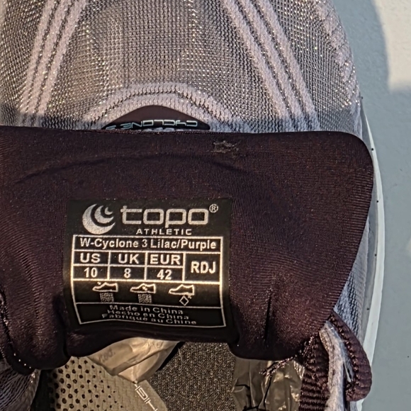 Women's Topo Athletic Cyclone Road Shoes Sz 10 Great Condition! - Picture 6 of 7